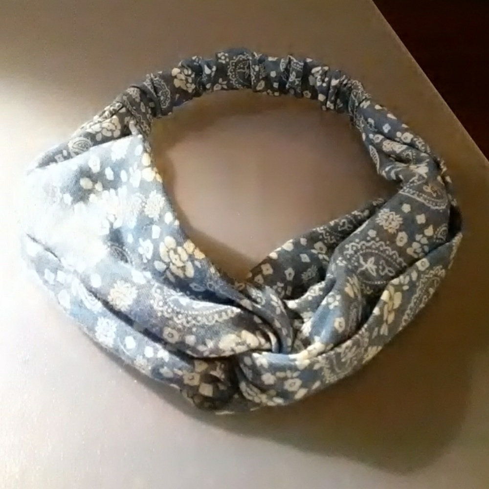 Knot front headband